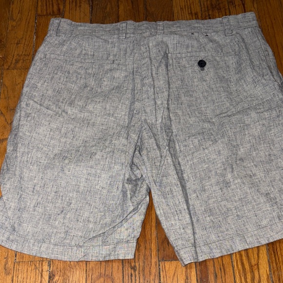 Banana Republic Gray Flat Front Shorts NWOT Linen Cotton Blend 9” inseam - Picture 6 of 8